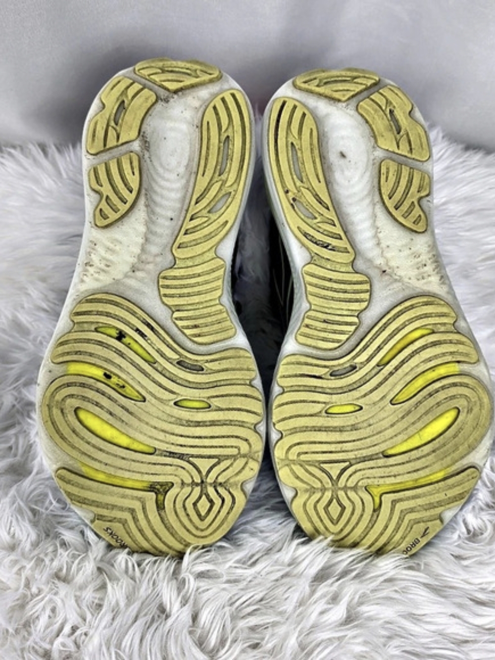 Brooks Glycerin 22 Men’s 8.5 D Black Cobalt Neo Yellow DNA Tuned Running - Picture 3 of 9